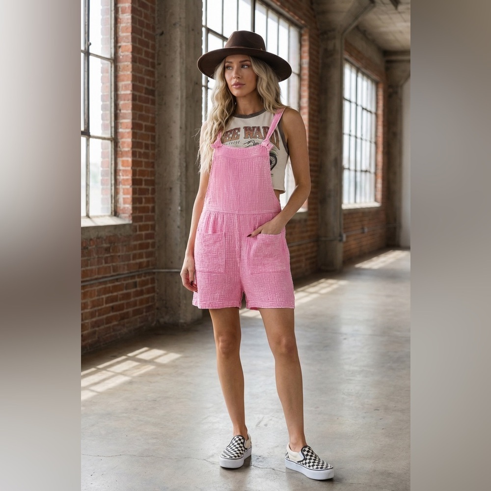 NWT Textured Gauze Washed Pink Knot Strap Jumper Overalls Shortalls Romper - Picture 6 of 7